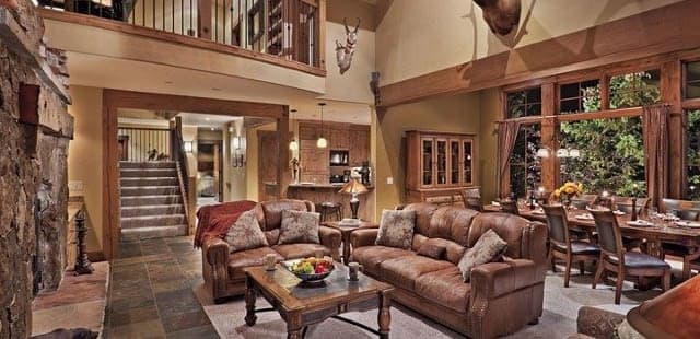 Brown Bear Chalet
