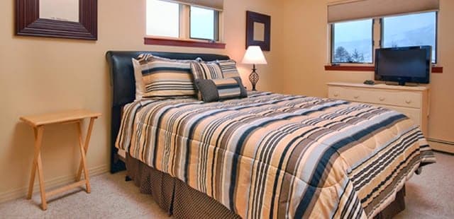 Iron Oak Duplex I Home