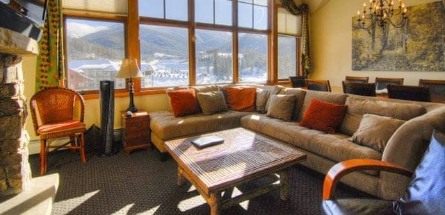 Zephyr Mountain Lodge