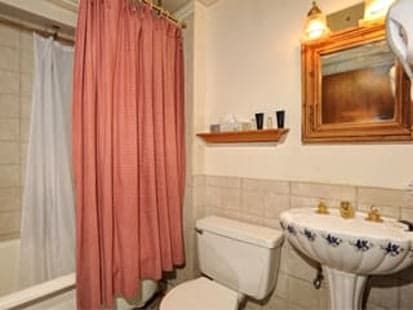 Ski Tip Lodge B&B