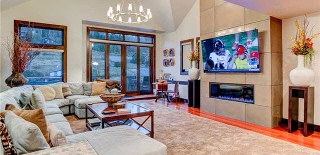 605 Deer Valley Drive