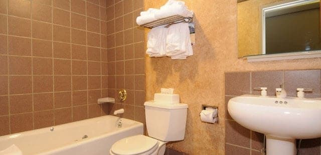 Shoshone Condominium Hotel
