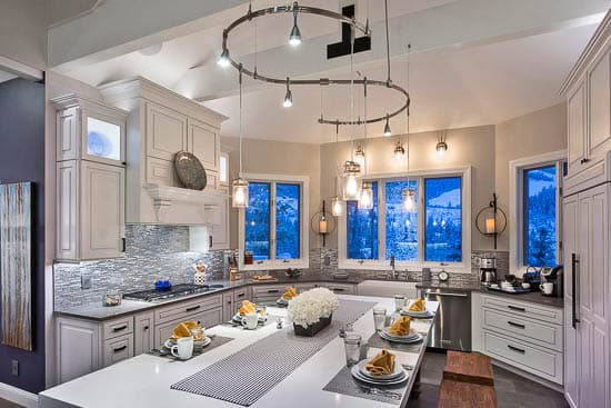 Time Flys Lodge