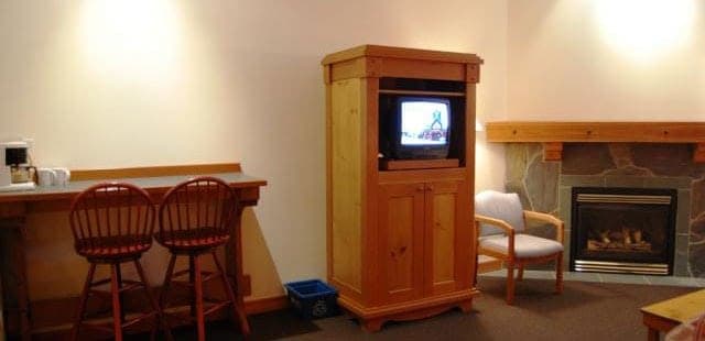 White Crystal Inn