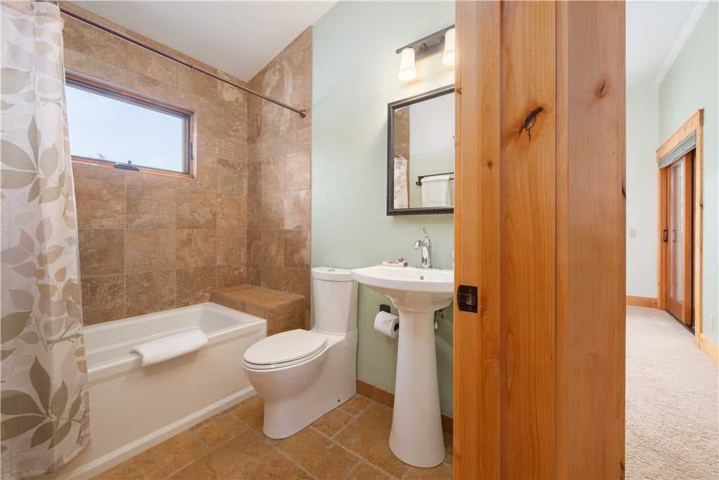Upper Level Bathroom