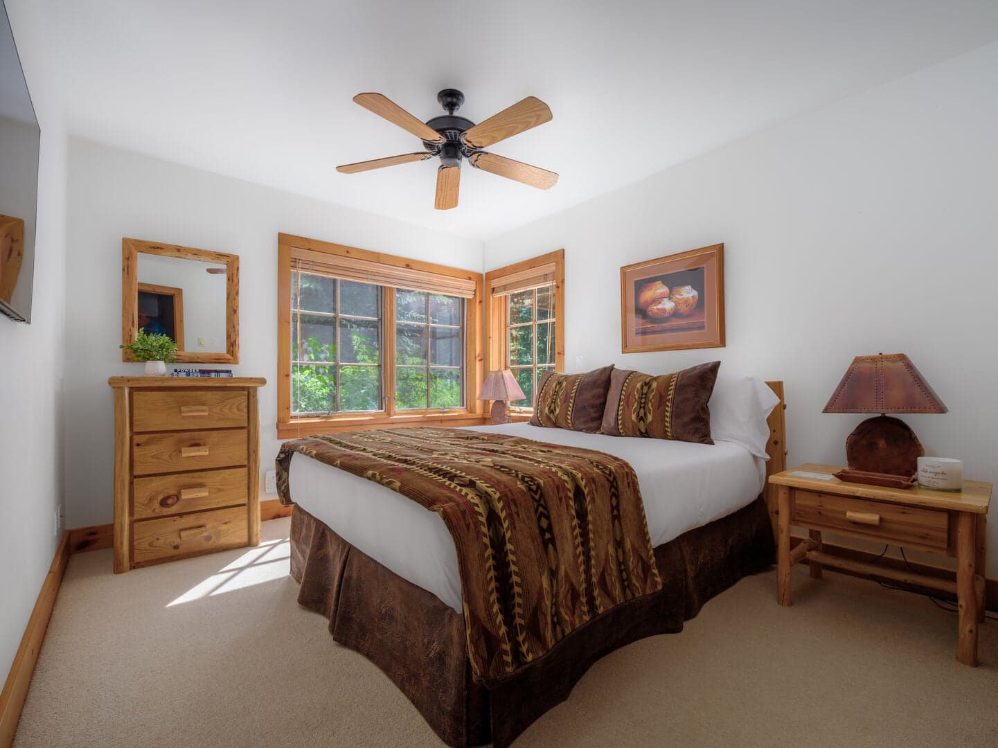 Queen Bedroom with Attached Bathroom (Lower Level)