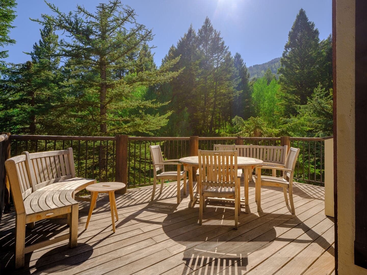 Outdoor Dining Area