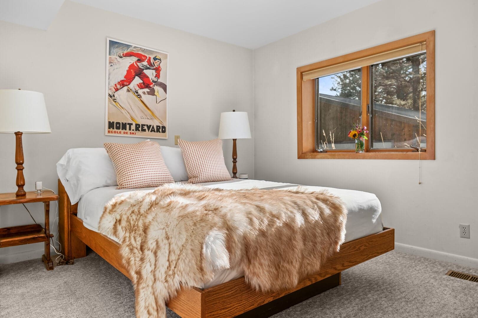 Lower Level Queen Bedroom