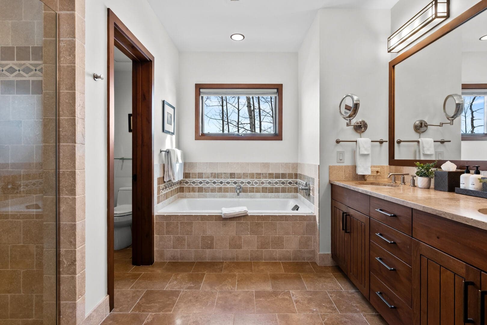 2nd King Attached bath