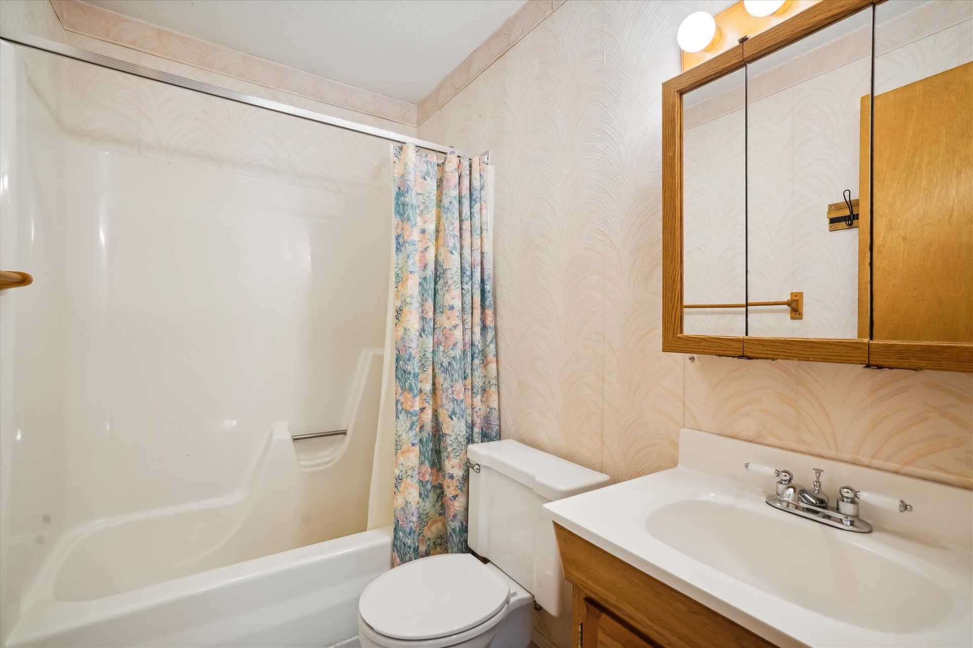 Full bathroom