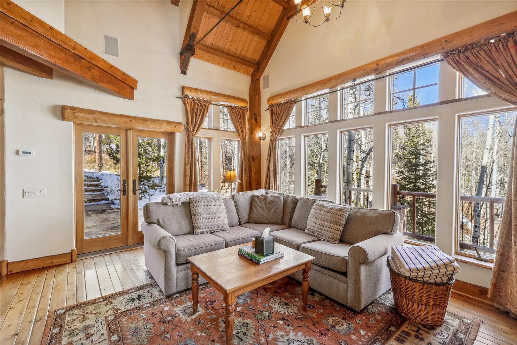 Living Area - Endless Trails Cabin - Silverthorne Vacation Rental