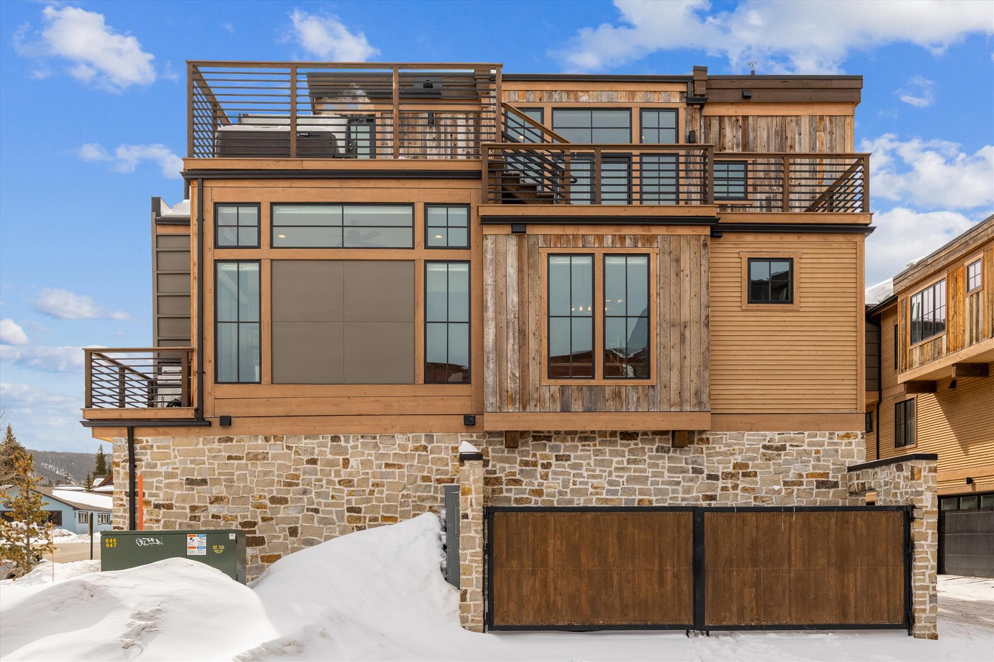 Exterior, Decked Out Downtown, Frisco Vacation Rental