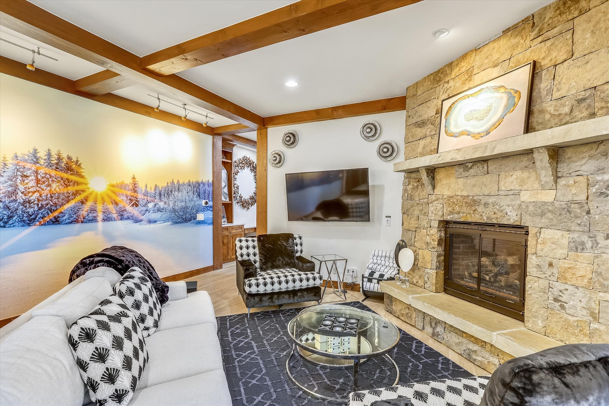 Living Area - Highlands Hideaway - Breckenridge Vacation Rental