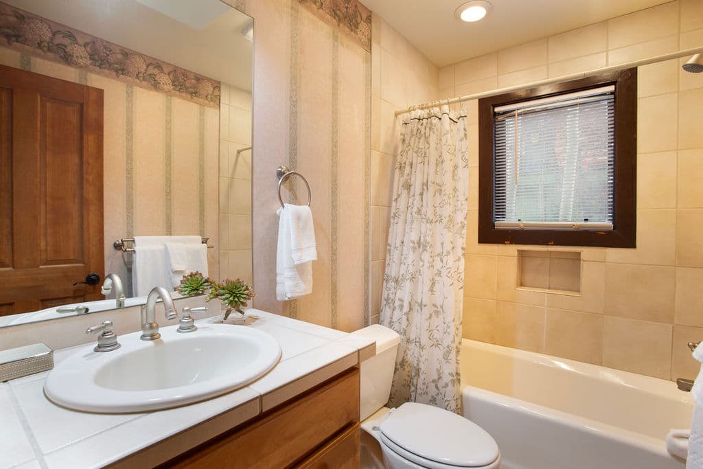 Bathroom - Streamside Lane - Frisco Vacation Rental