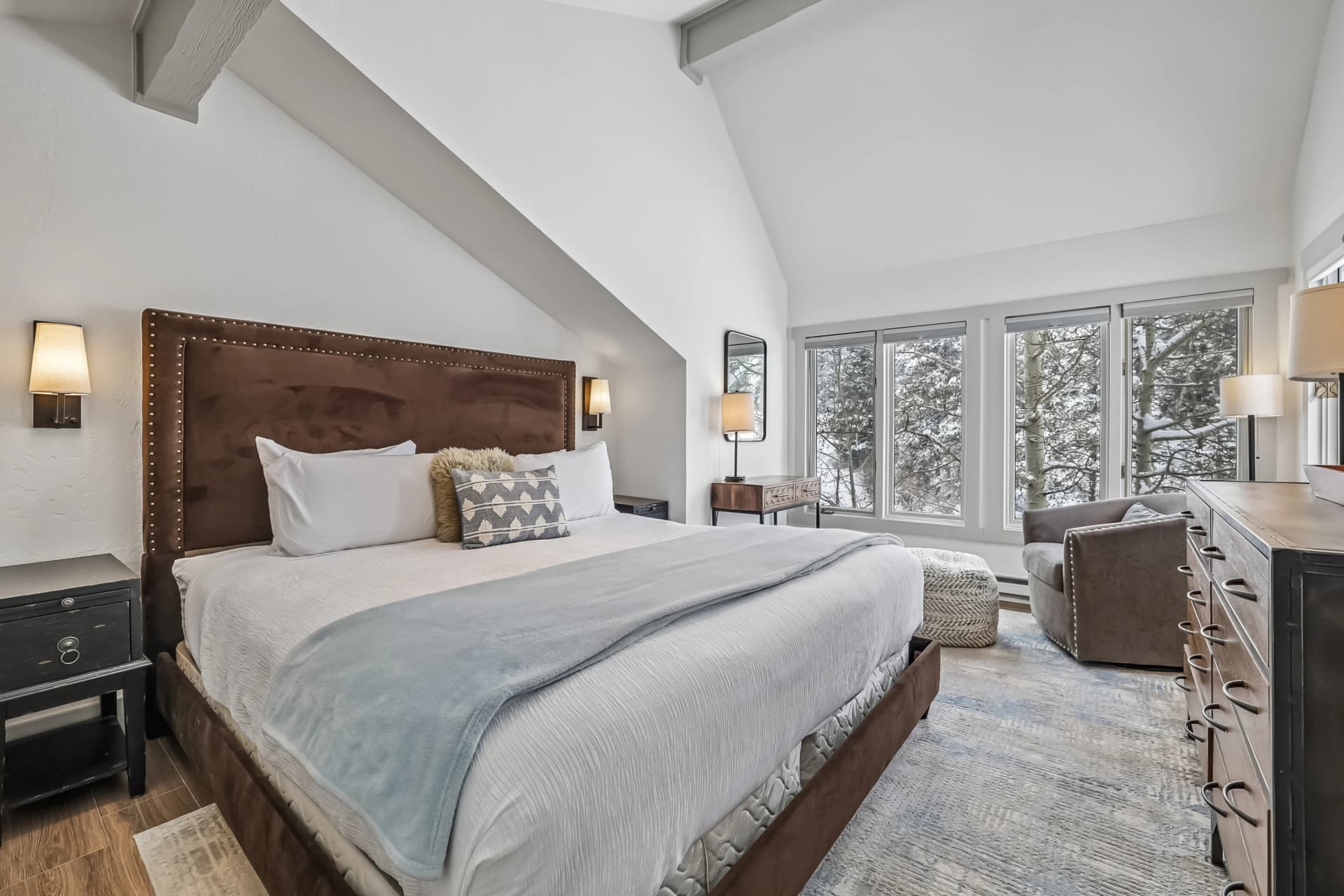 Bedroom - 4 O'Clock Lodge D27 - Breckenridge Vacation Rental