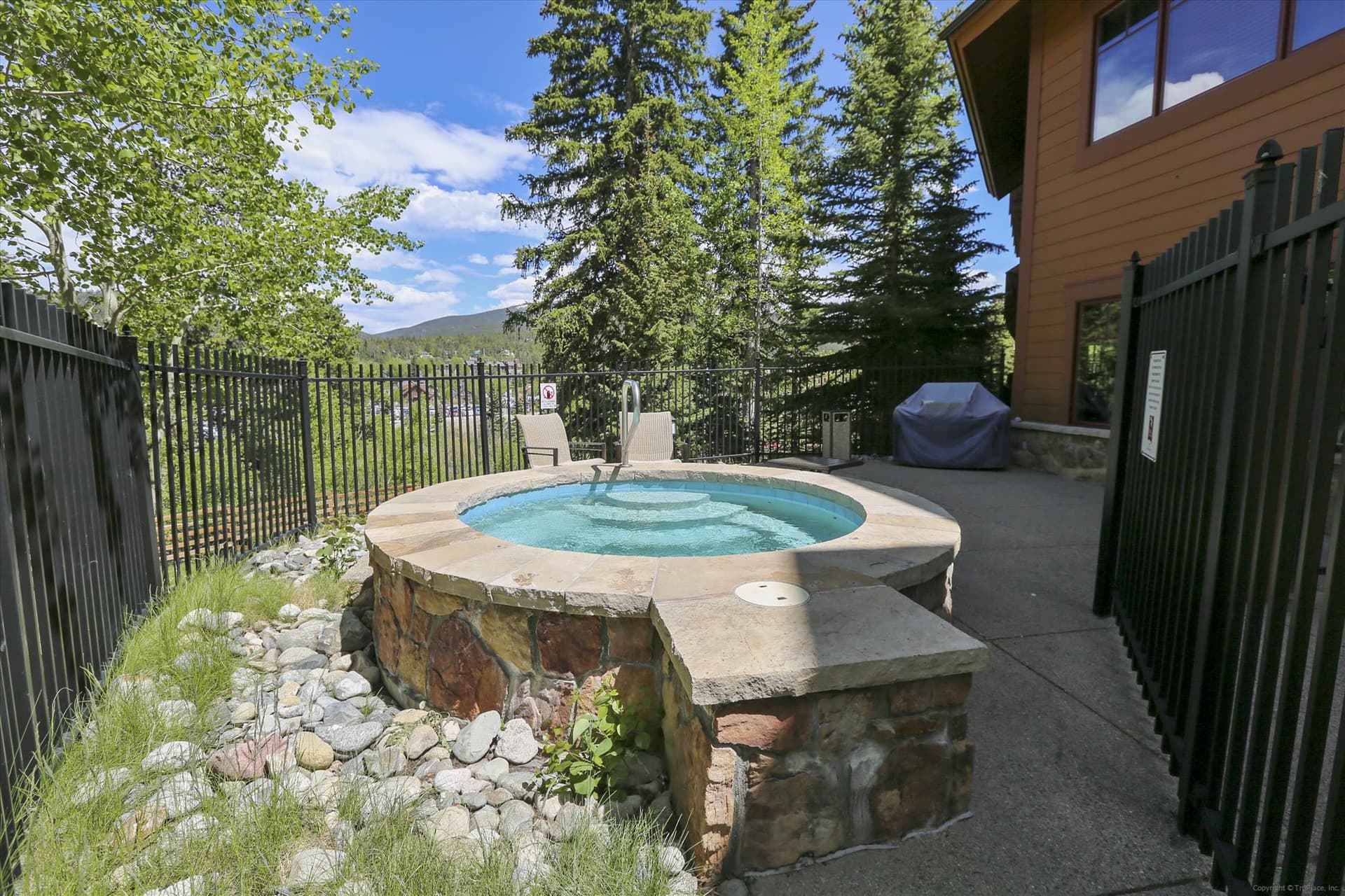 Mountain Thunder Lodge Amenities - Mountain Thunder Lodge 1201 - Breckenridge Vacation Rental