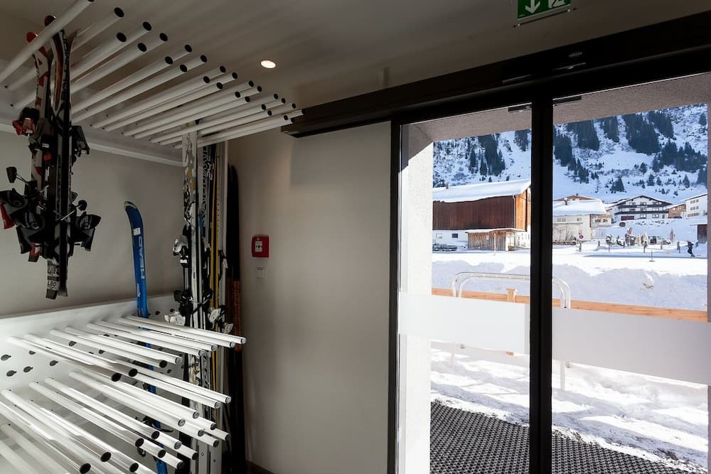 Skiing