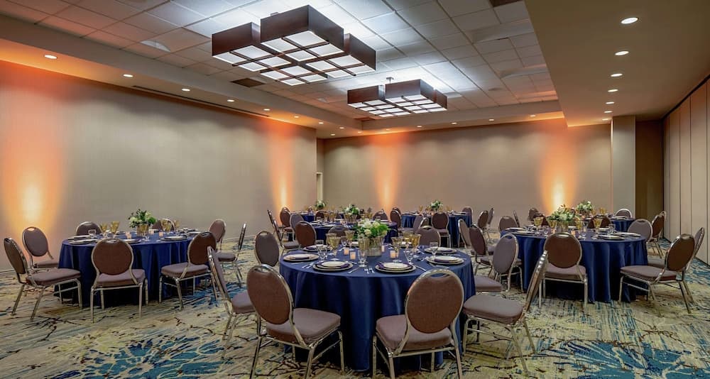 Meeting facility