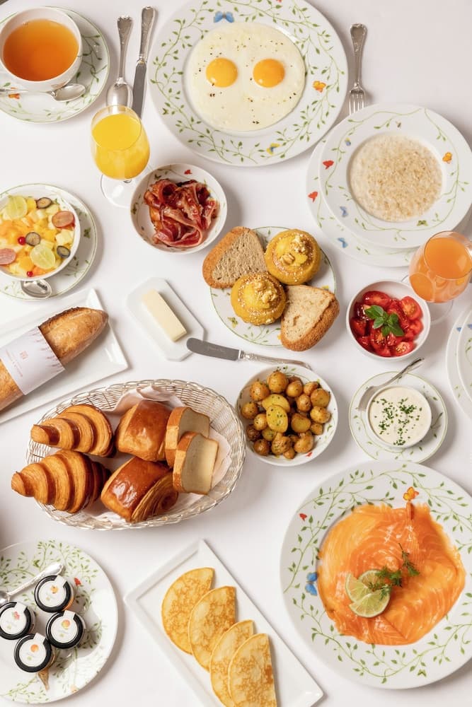 Breakfast meal