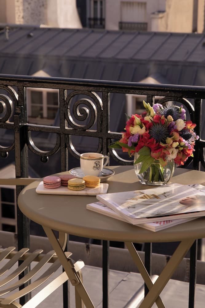 In-room dining