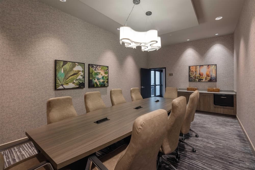 Meeting facility