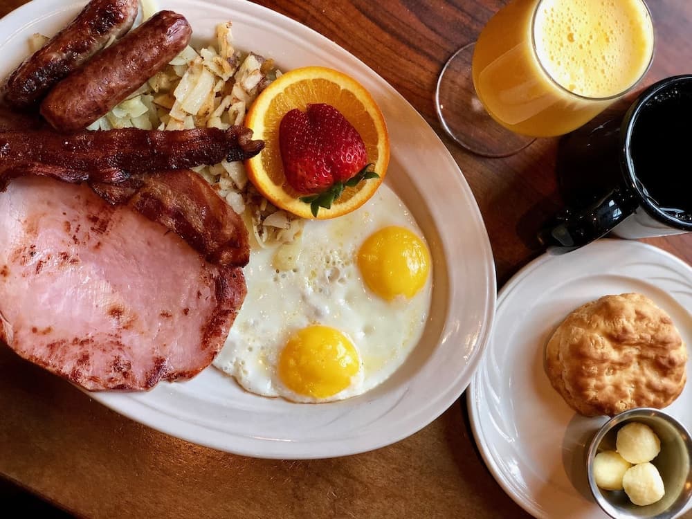 Breakfast meal