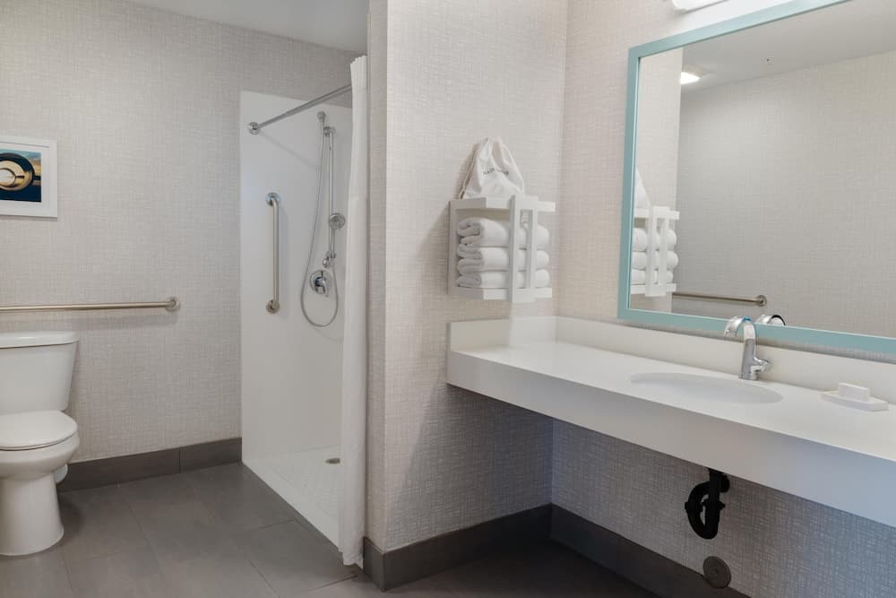 Bathroom shower