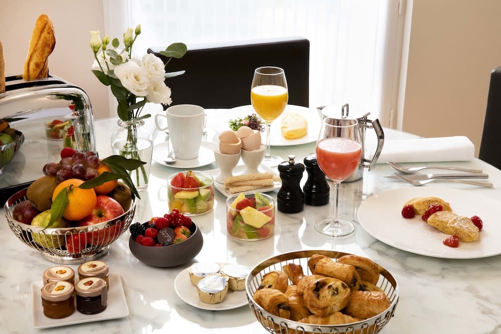Breakfast meal