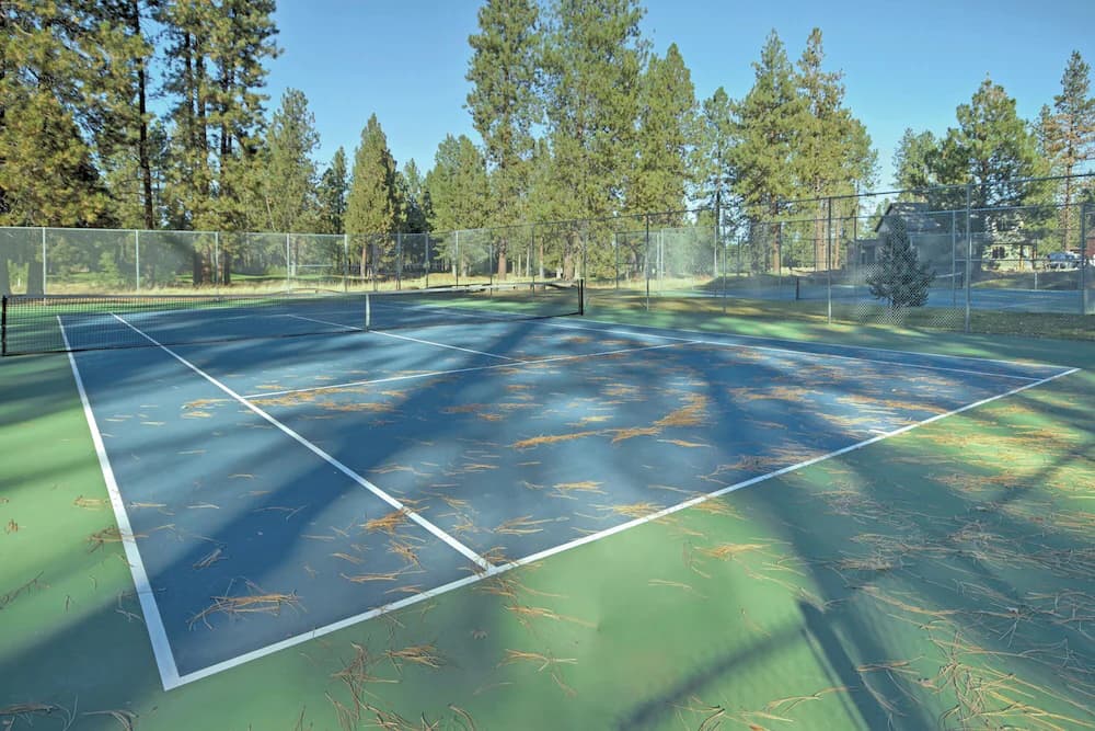 Tennis court