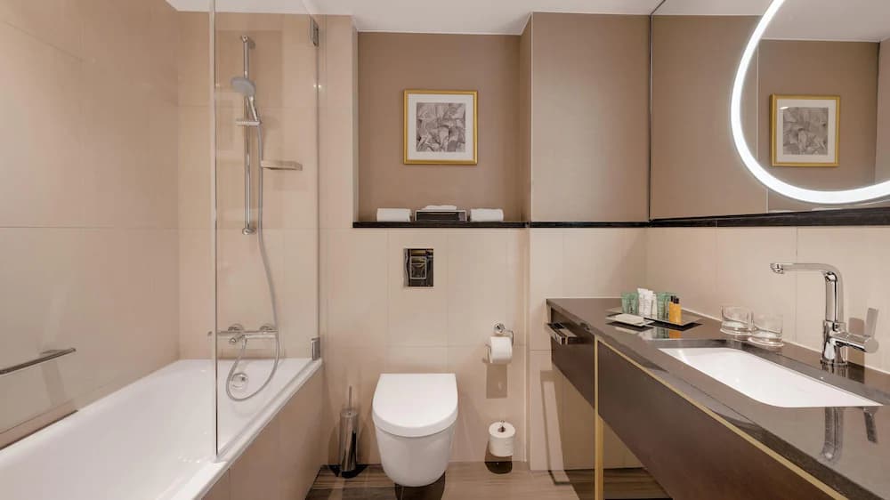 Bathroom shower
