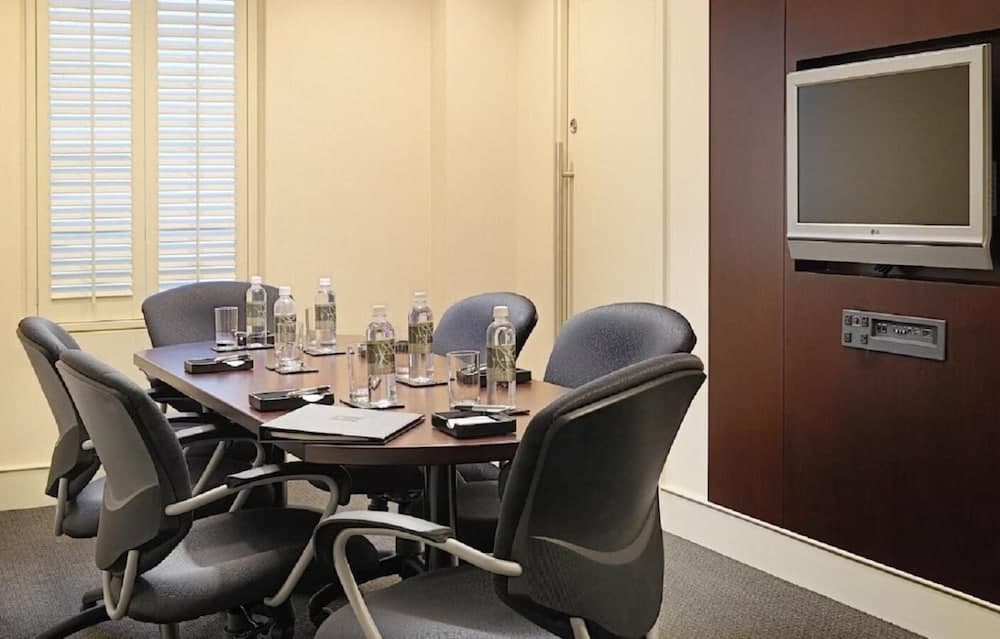 Meeting facility