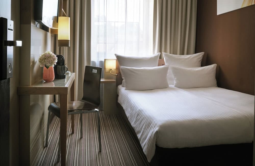 Primary image