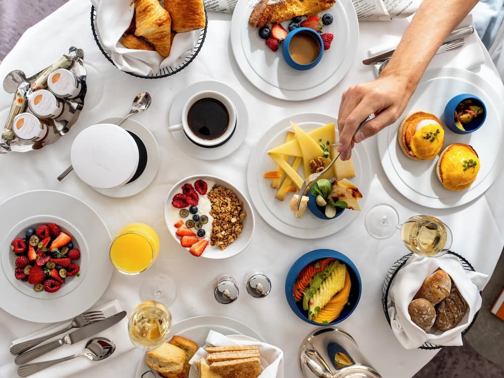 Breakfast buffet