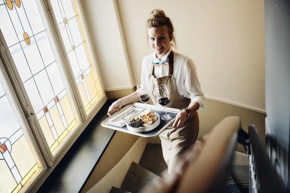Room service - dining
