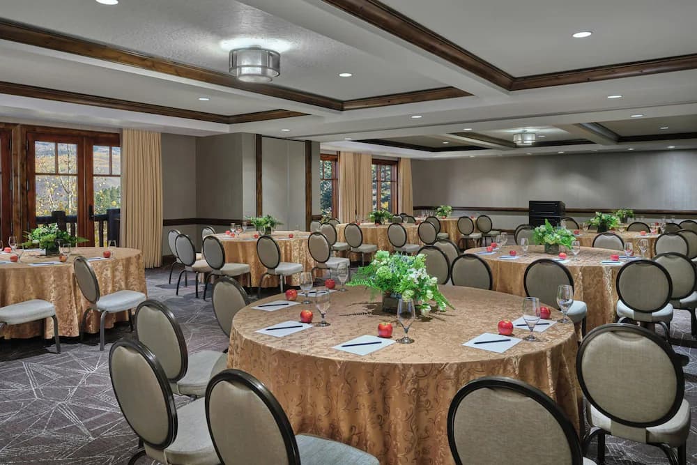 Meeting facility