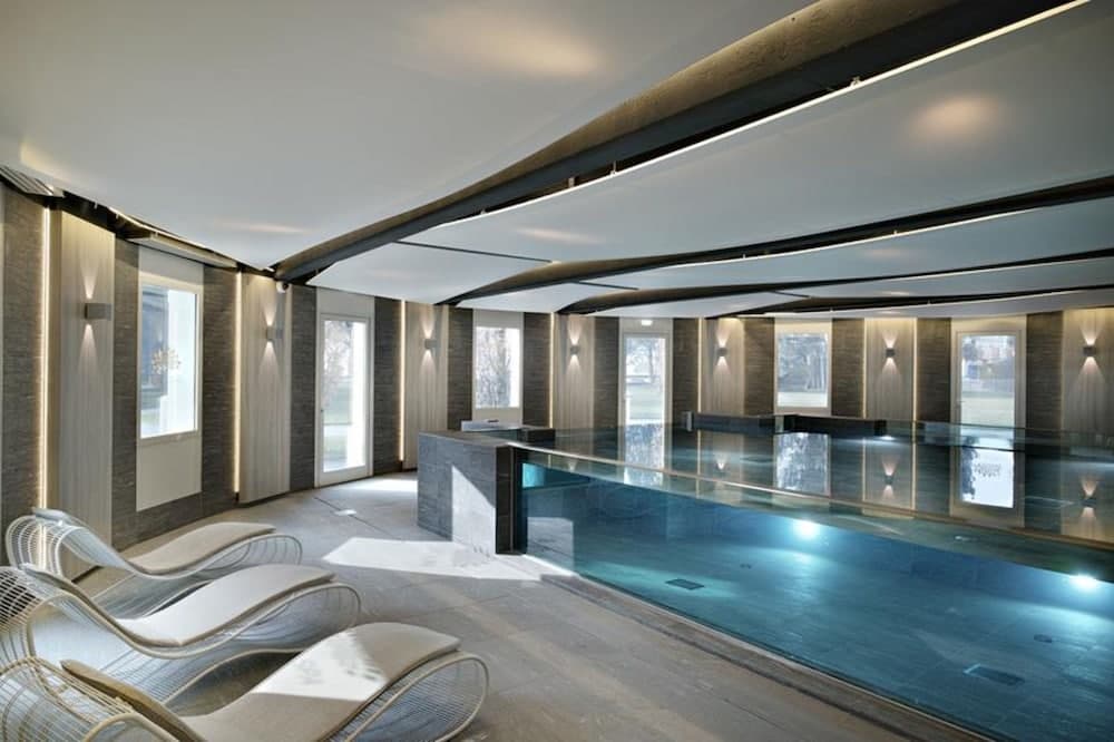 Steam room