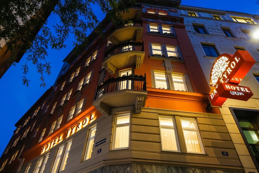 Front of property - evening/night