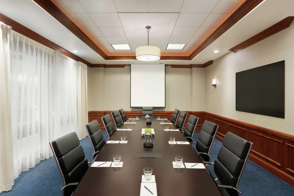 Meeting facility