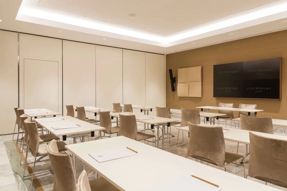 Meeting facility