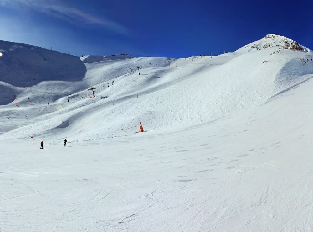 Snow and ski sports