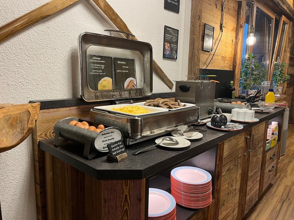 Breakfast buffet