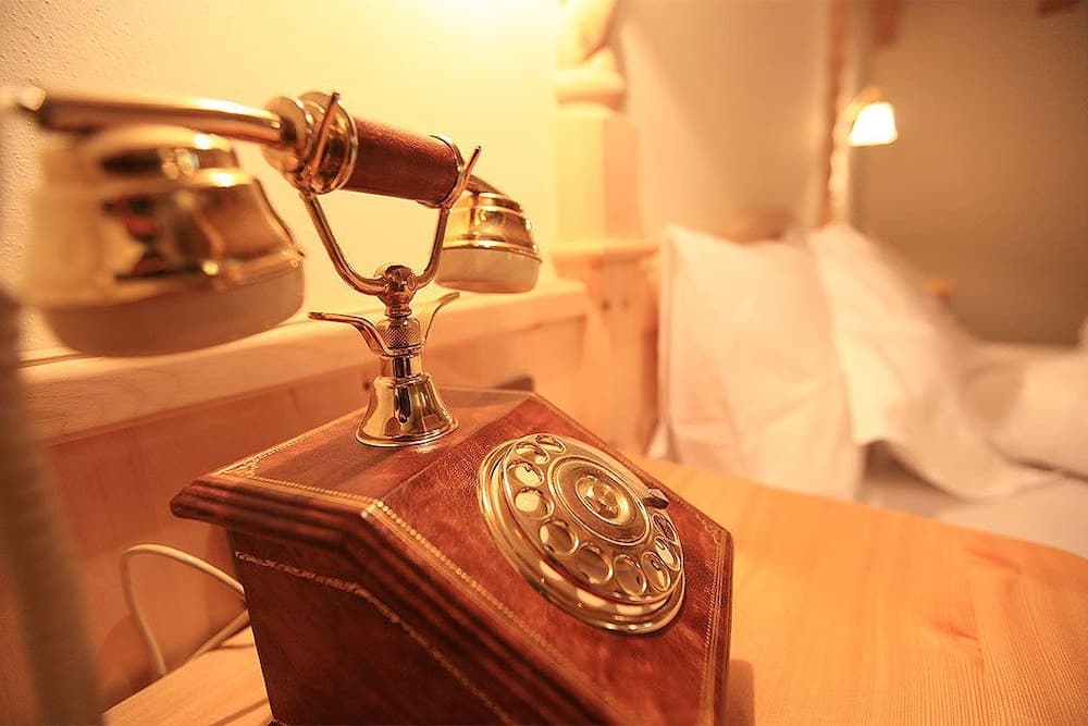 Room amenity