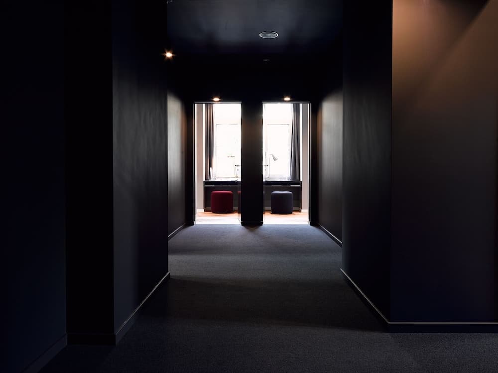 In-room business center