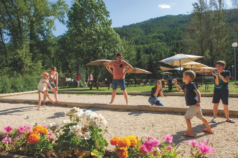 Children's play area - outdoor