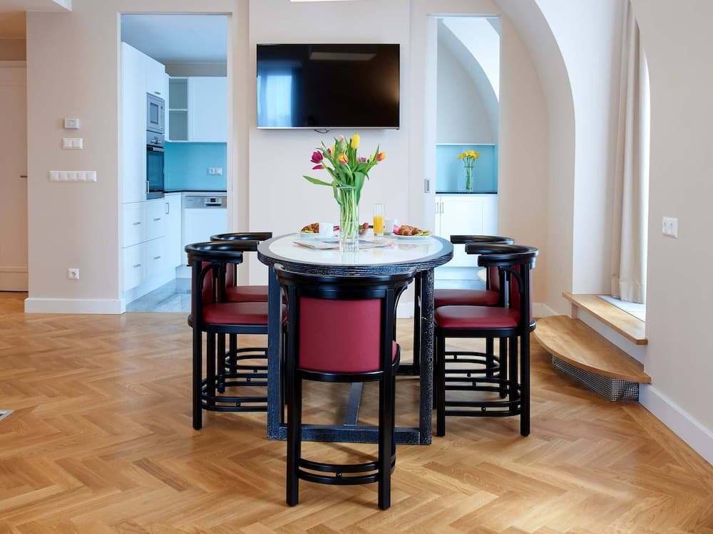 In-room dining