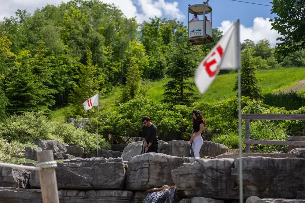 Mini-golf