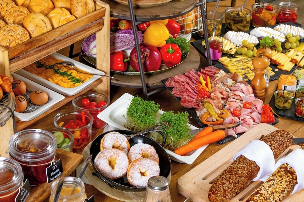 Breakfast buffet