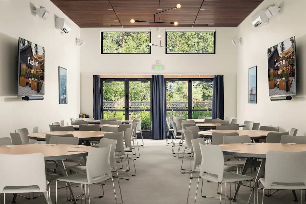 Meeting facility