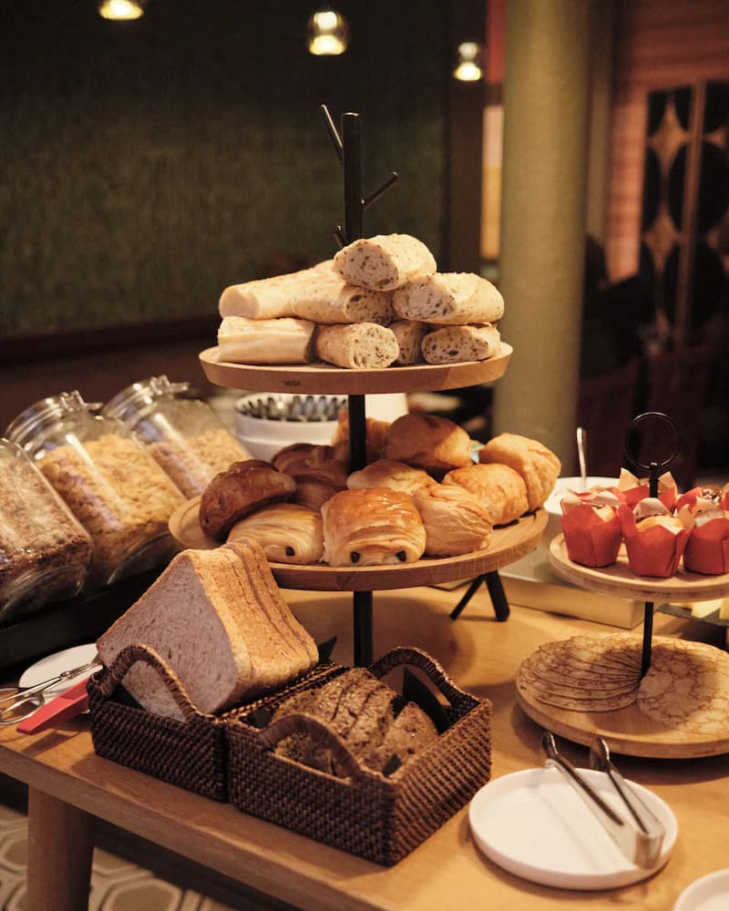 Breakfast buffet