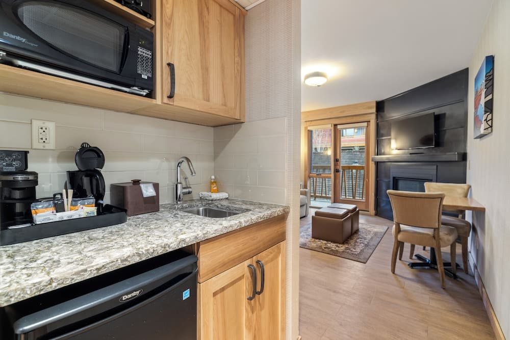Private kitchenette